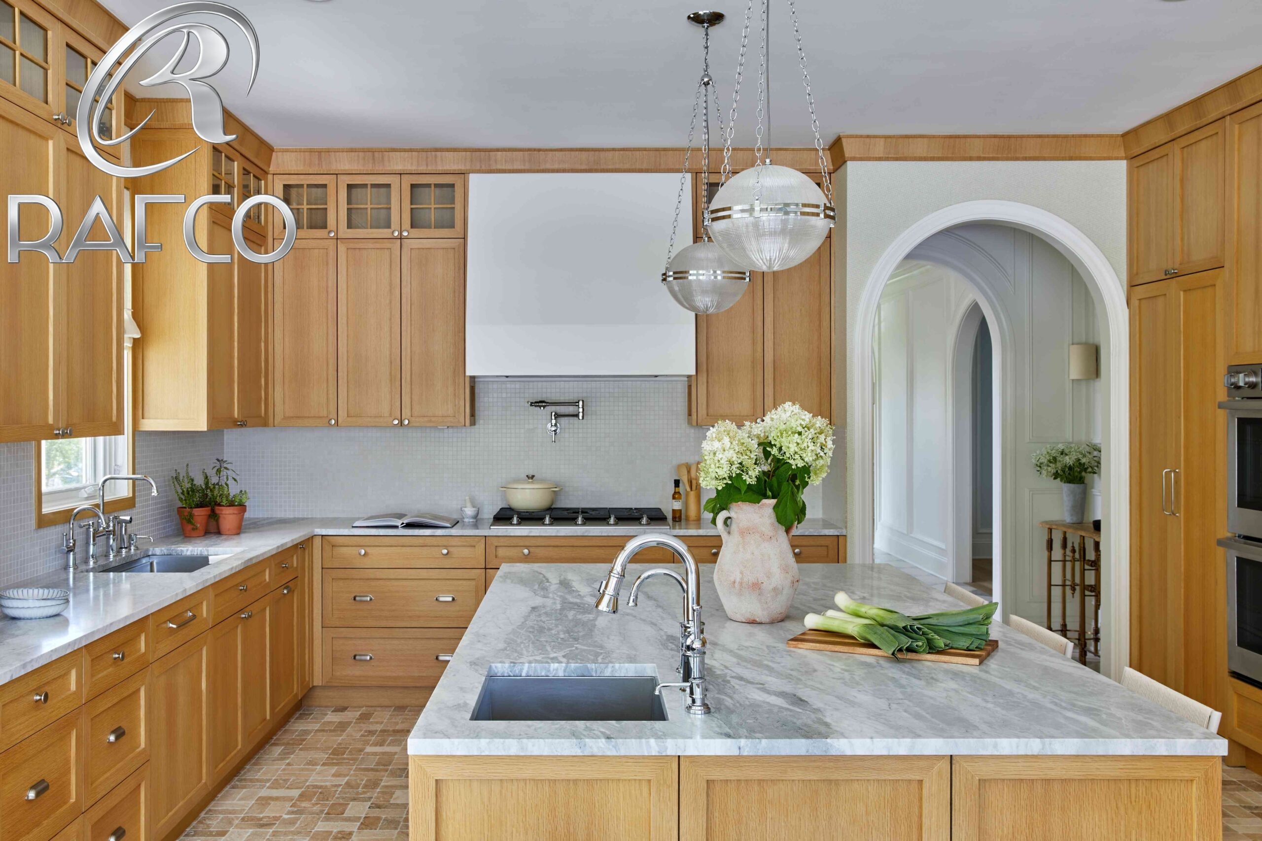 کابینت کلاسیک در فضای کوچک را دکوراسیون