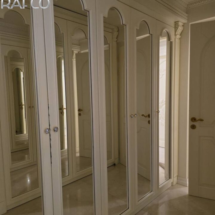پروژه طراحی و اجرای کمد دیواری کلاسیک زعفرانیه
